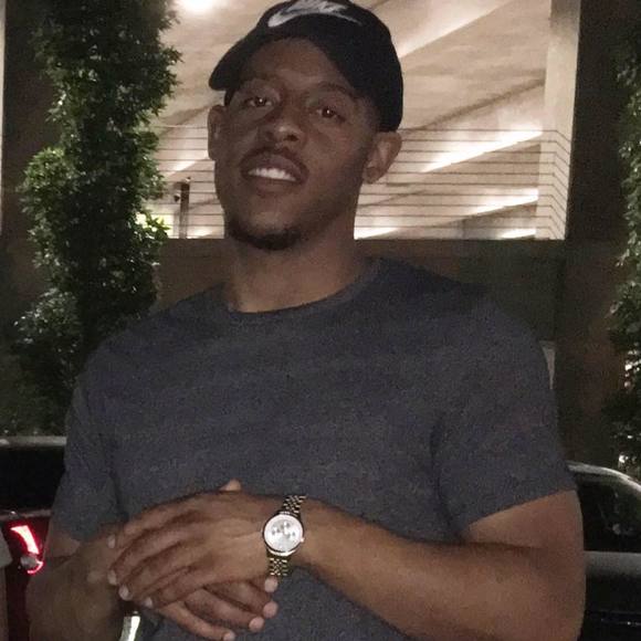 Meet your Posher, Chris - Picture 1 of 1